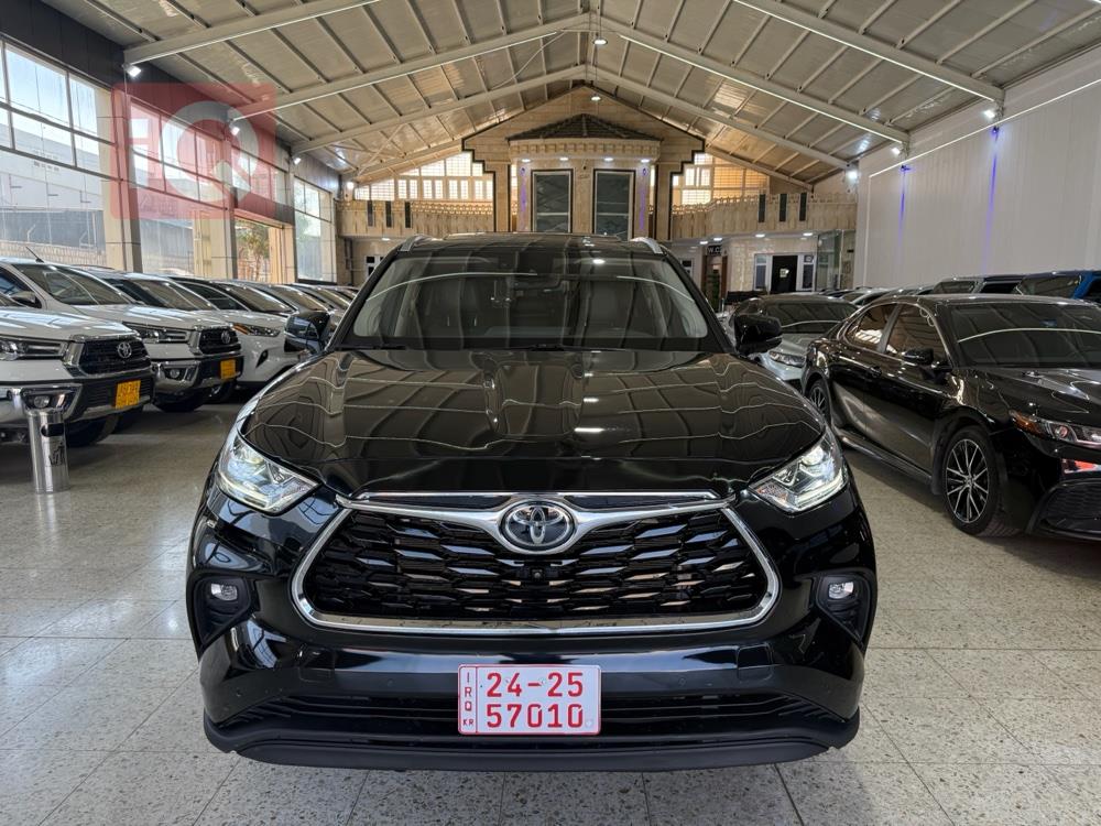 تۆیۆتا هایلاندەر